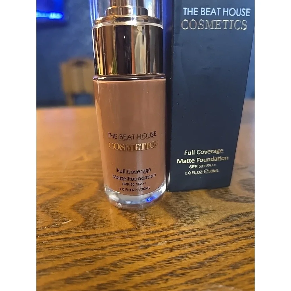 The Beat‎ House Cosmetics  Full Coverage  Matte Foundation GINGERBREAD